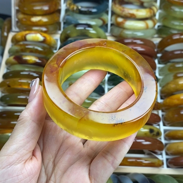 蛇纹石玉未镶嵌手镯58