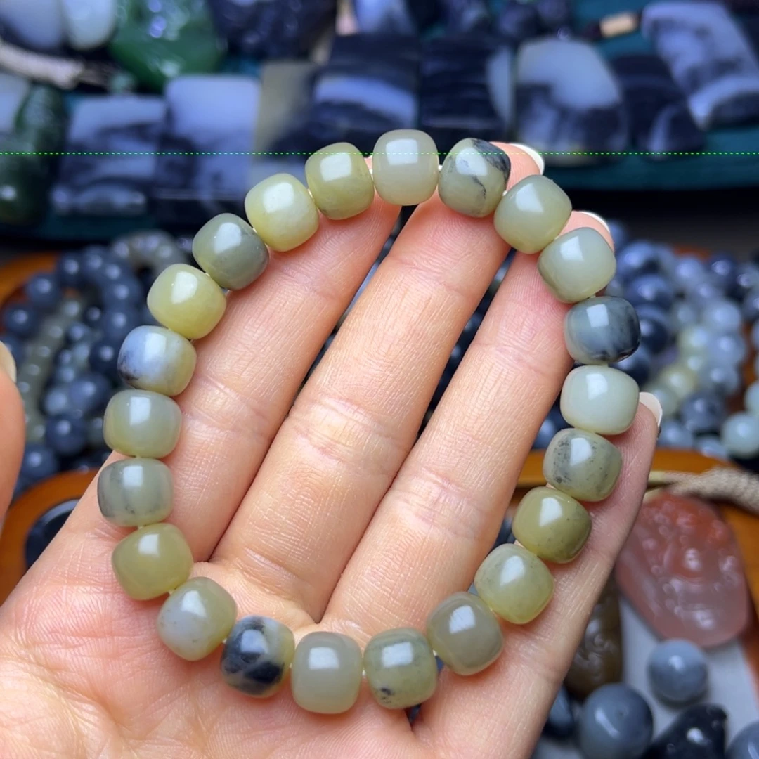 和田玉未镶嵌手串