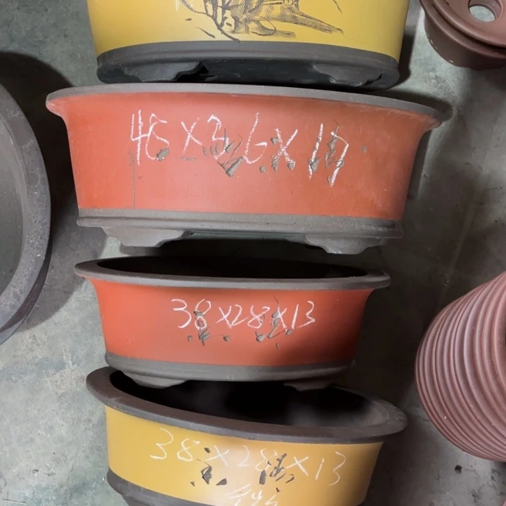 紫砂花盆158-4。