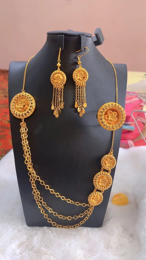 铜合金亚克力项链 2025年新款铜合金项链