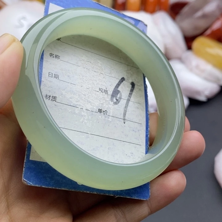 石英质玉未镶嵌手镯