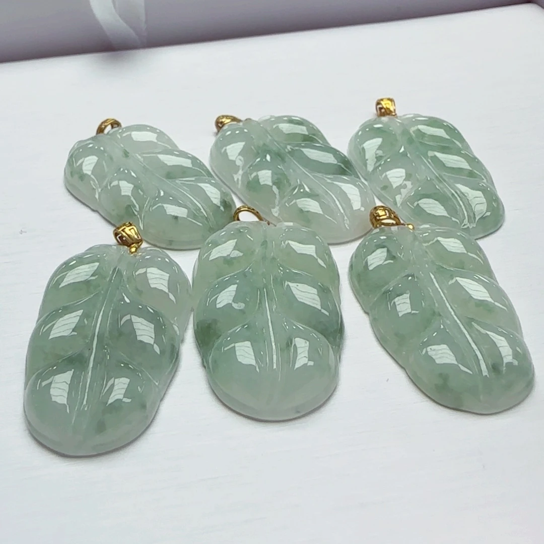 颈饰18K金镶嵌翡翠多样性发其一b1585