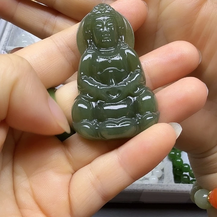 颈饰未镶嵌和田玉