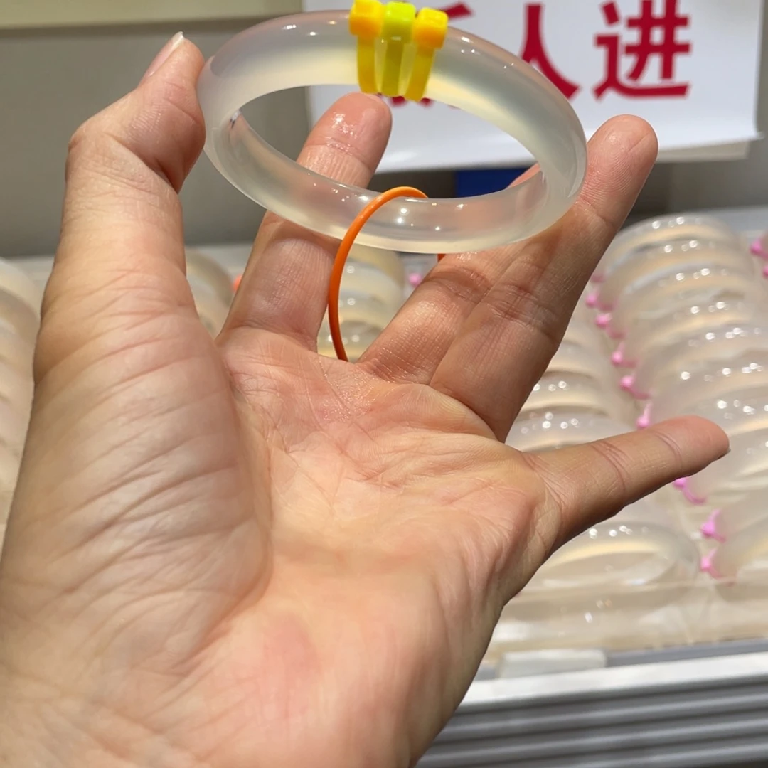 L****玛瑙/玉髓未镶嵌手镯@定向香槟金@【56+】