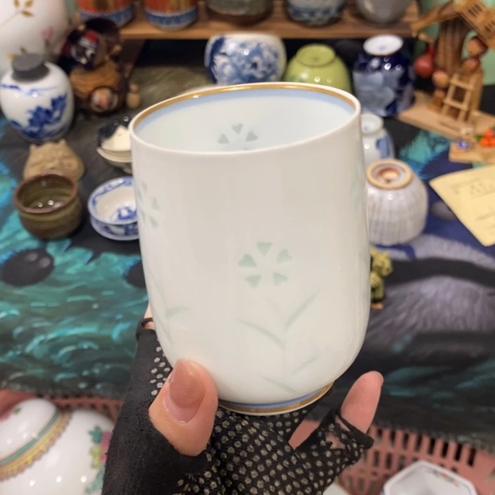 在你面前装着不在意