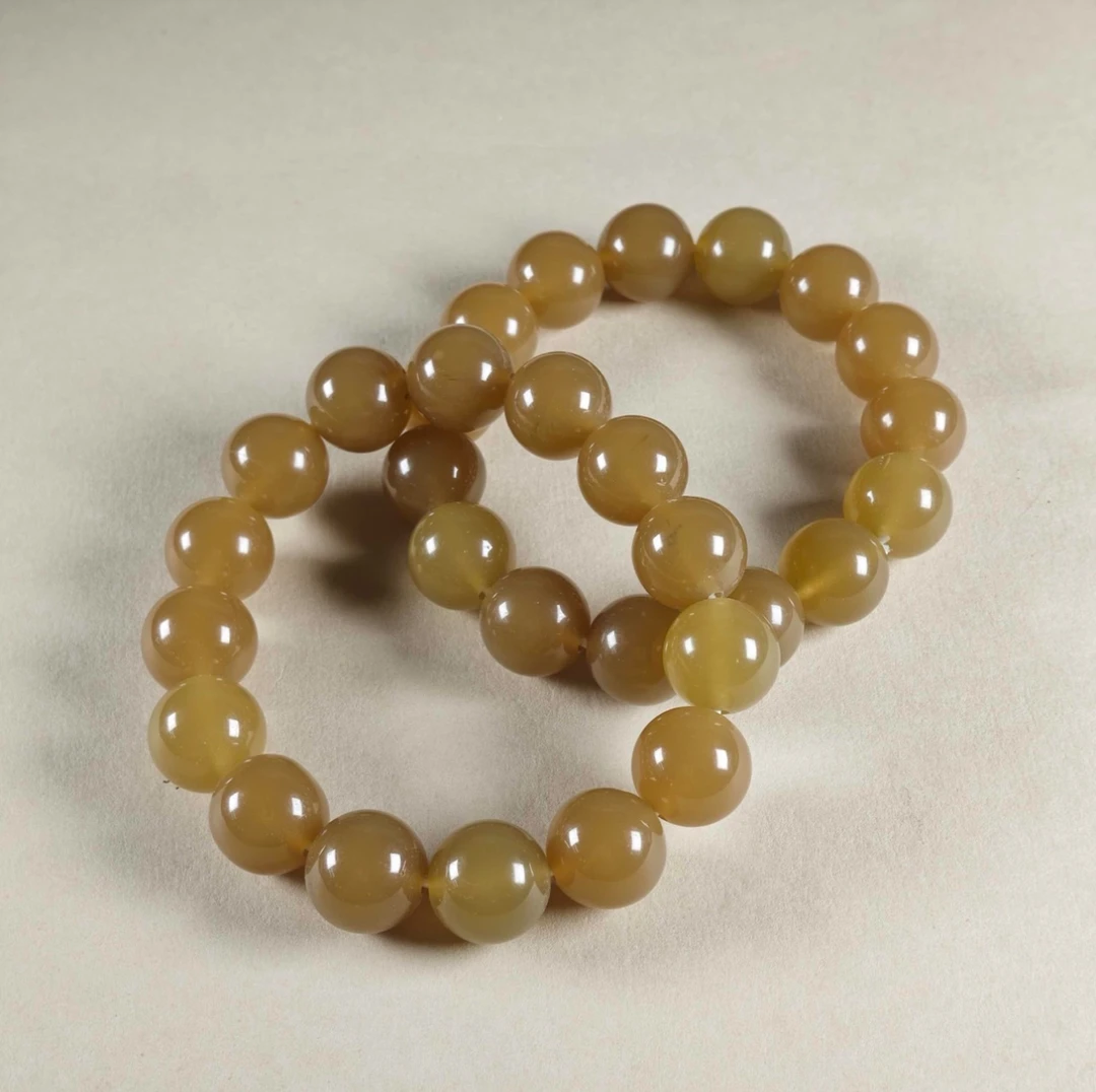 Y036轻奢素款手串 多样性发其一