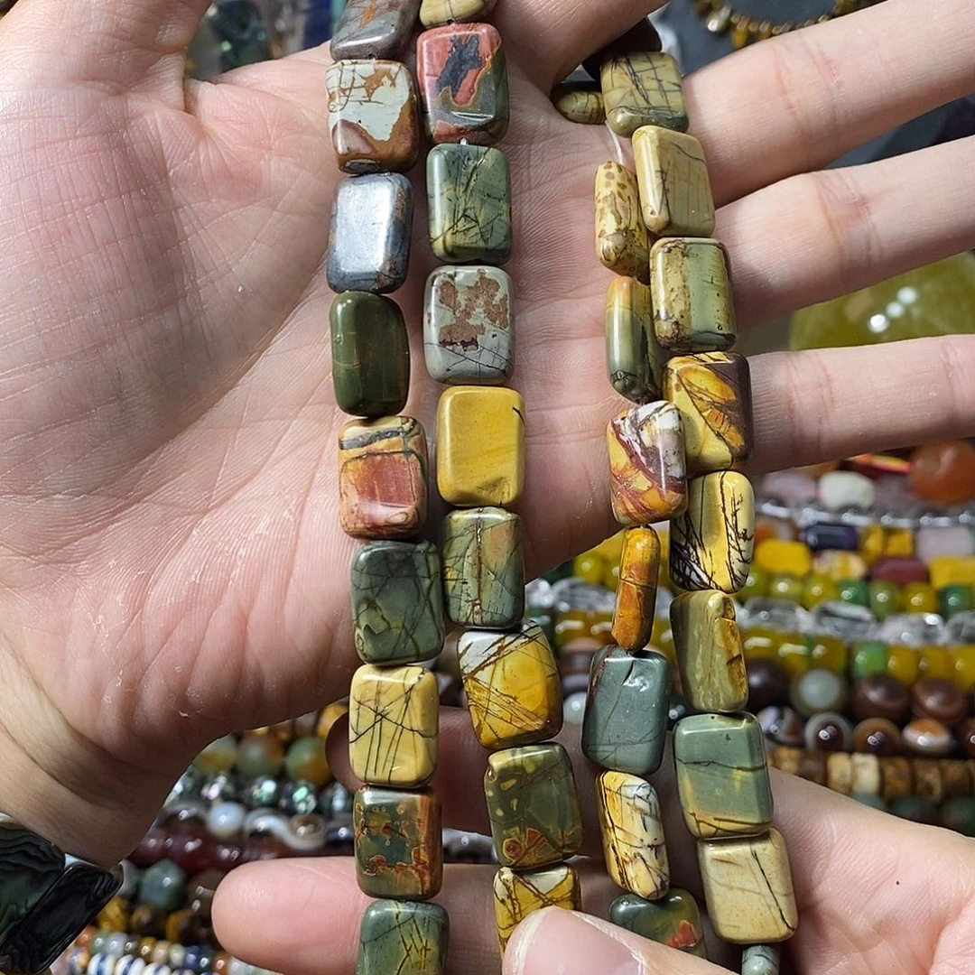 石英质玉未镶嵌，毕加索无事牌13×18mm一条，