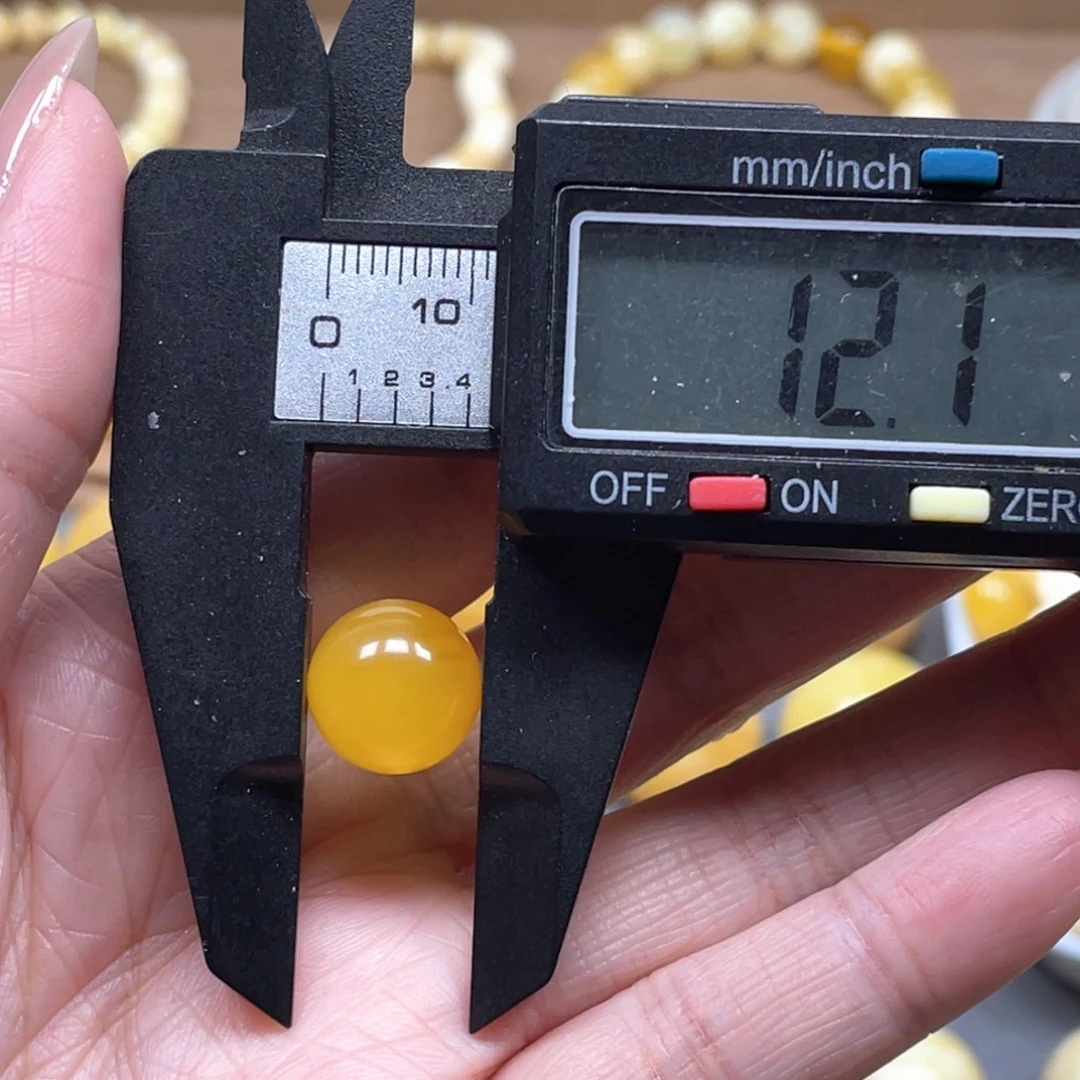 ****慢未镶嵌琥珀裸石天然