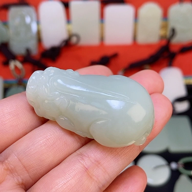 【闪购商品】颈饰未镶嵌和田玉