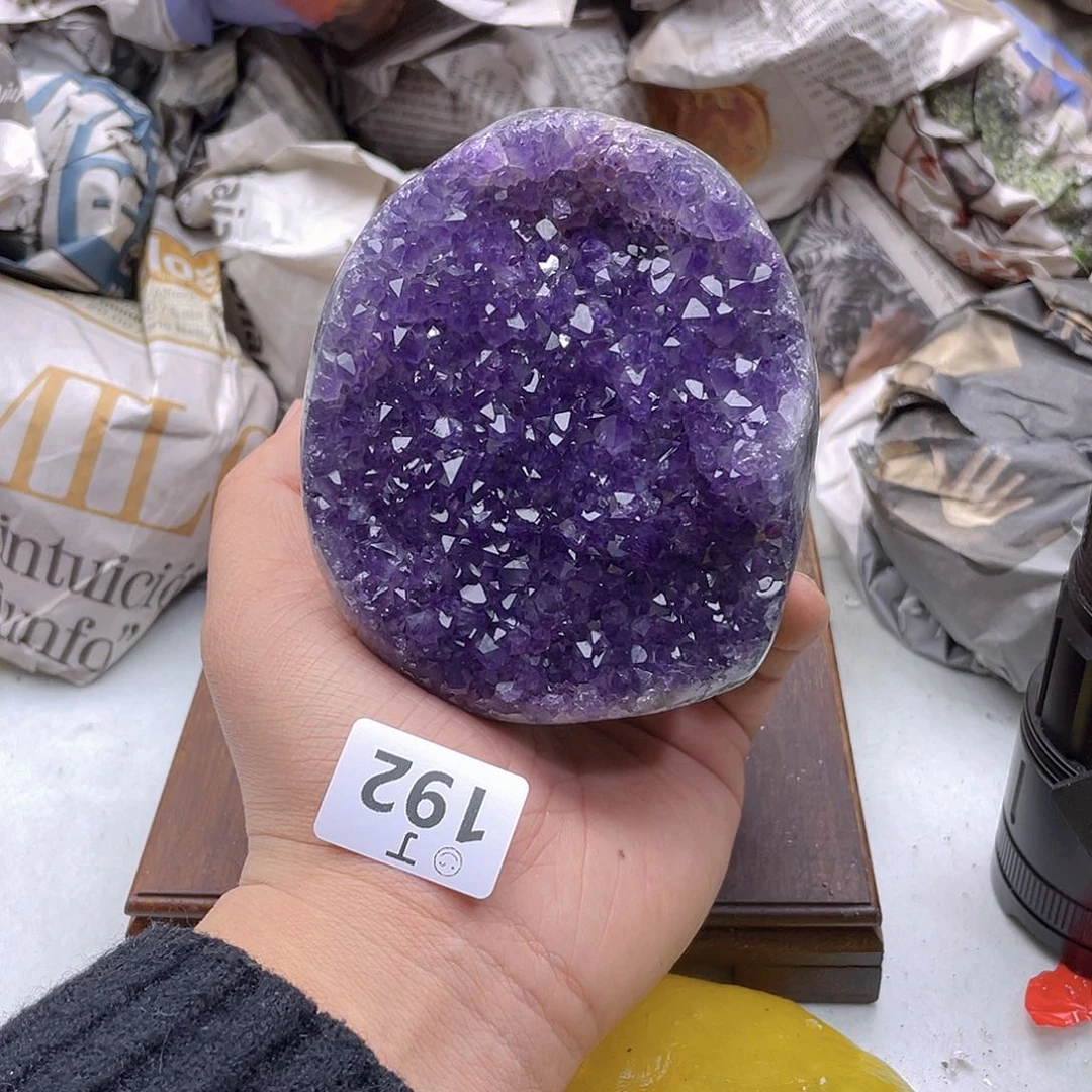 紫晶大型摆件（非配饰）未镶嵌