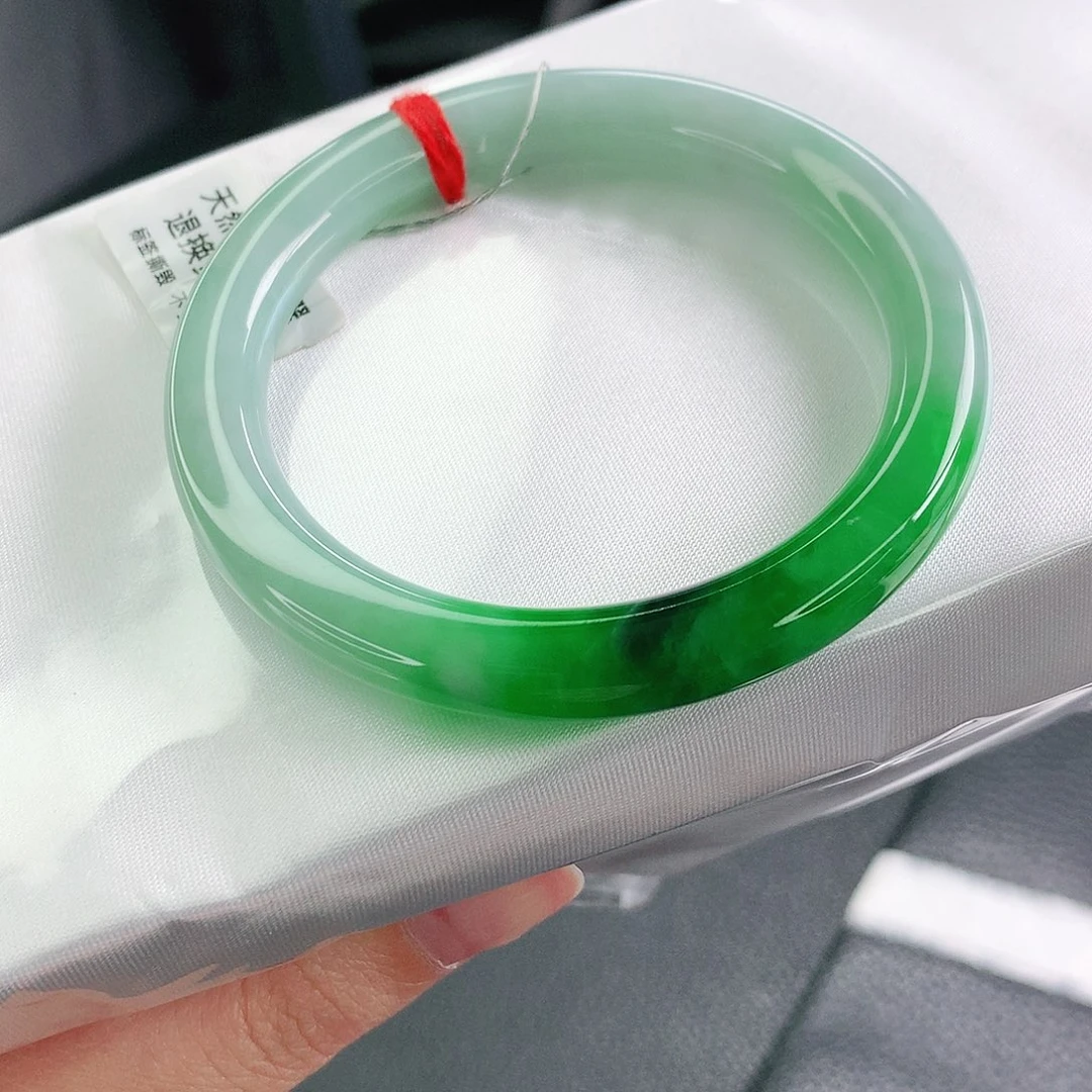 未镶嵌手镯翡翠52圈