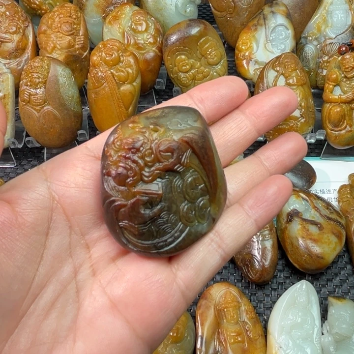秋***语和田玉未镶嵌把件