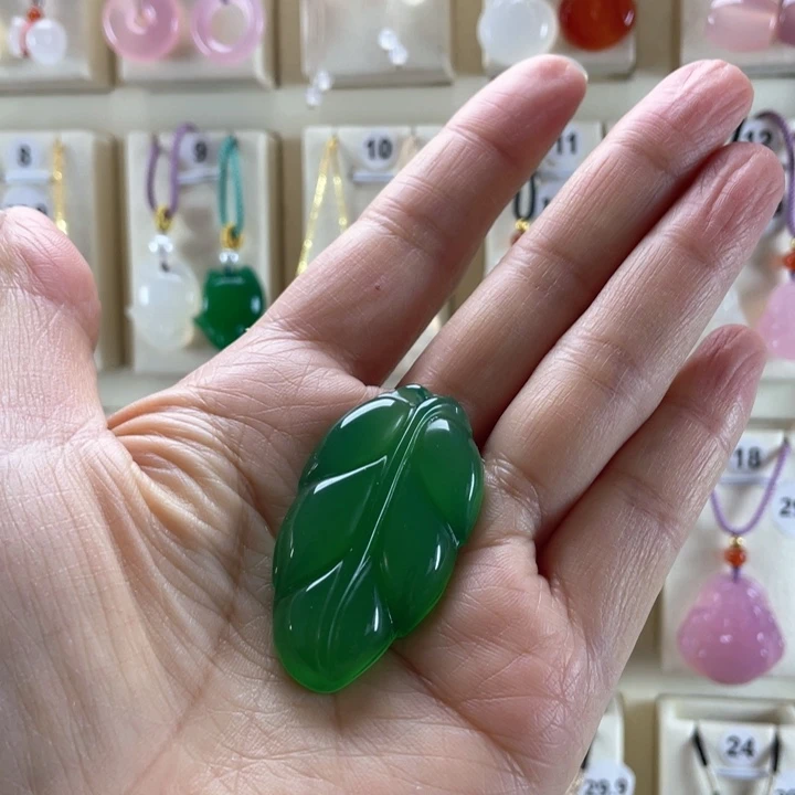 玛瑙/玉髓颈饰未镶嵌✘****?