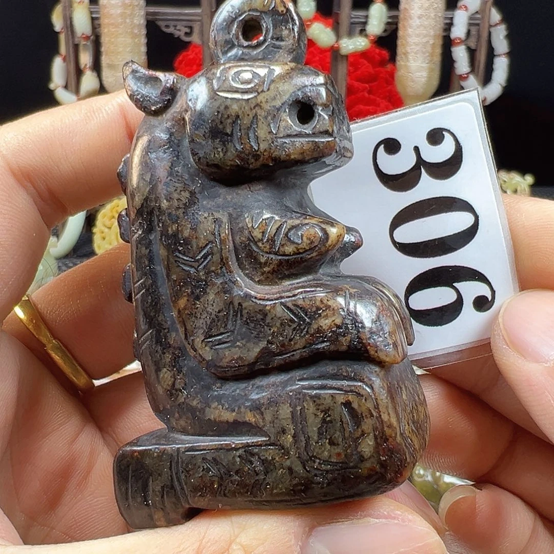 和田玉未镶嵌挂件