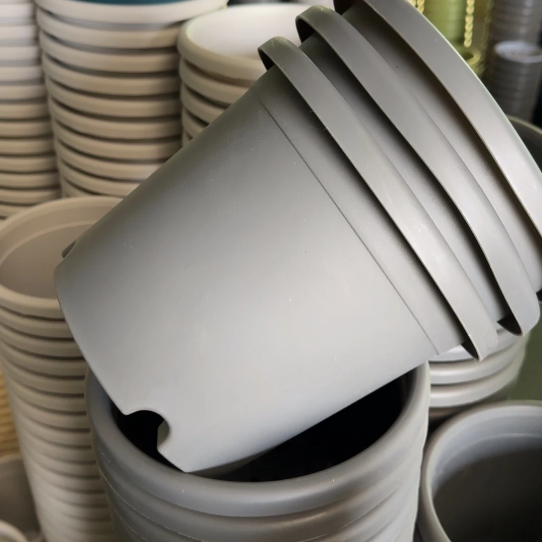 树脂四季盆3#带拖灰黑10