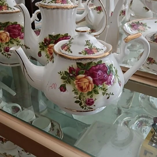 新疆西藏包邮玫瑰手工拍金1400毫升大茶壶