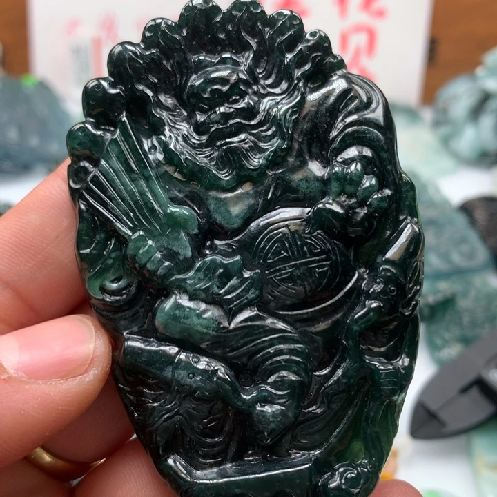 翡翠颈饰未镶嵌保真天然a货翡翠