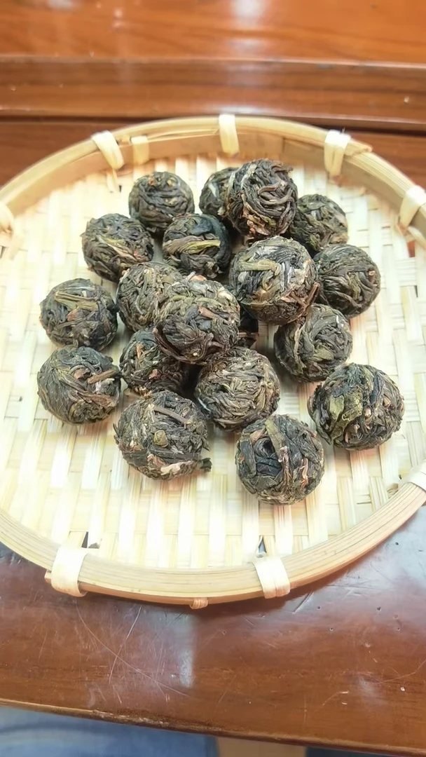 云深问客勐库新寨龙珠普洱茶云南普洱生茶生茶每颗4克到手40颗