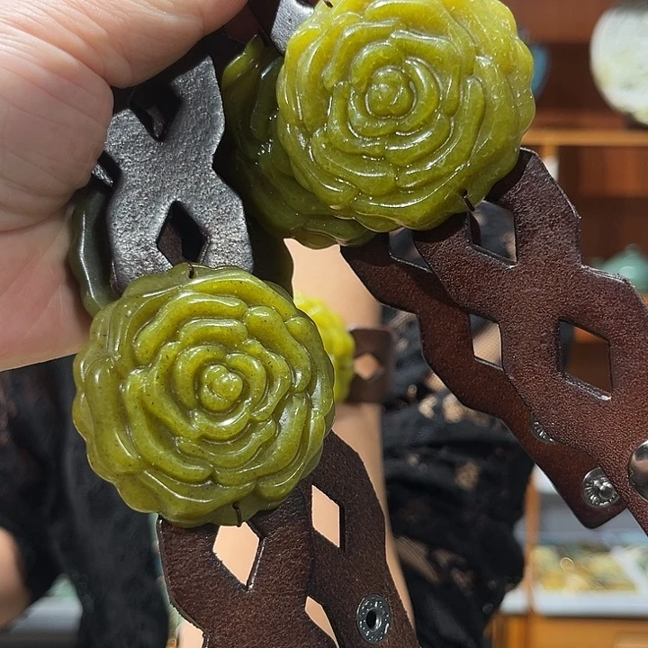 未镶嵌岫玉毛衣链