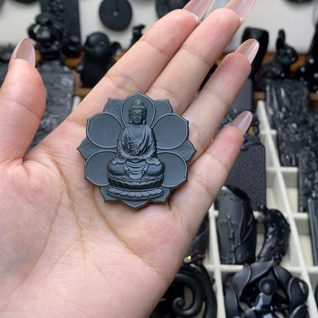 @***郭和田玉未镶嵌颈饰