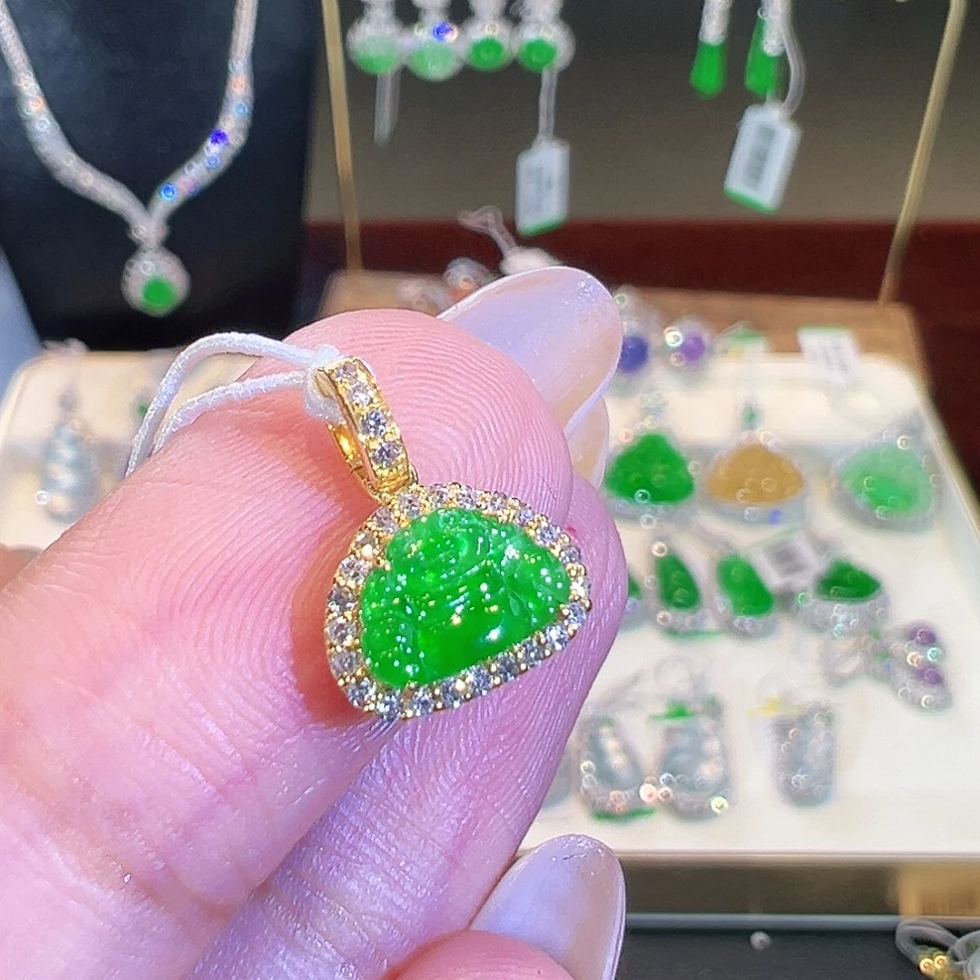 翡翠18K金镶嵌吊坠(不含链)小提溜
