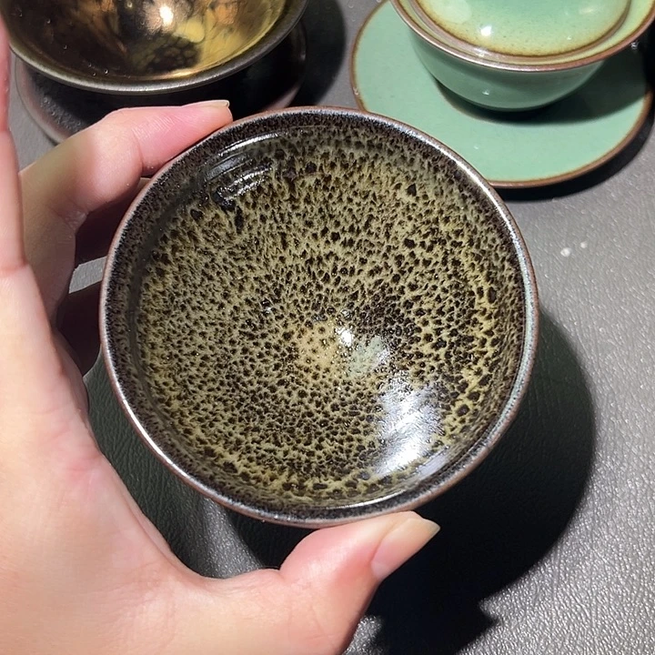 茶盏这个时候才开始准备