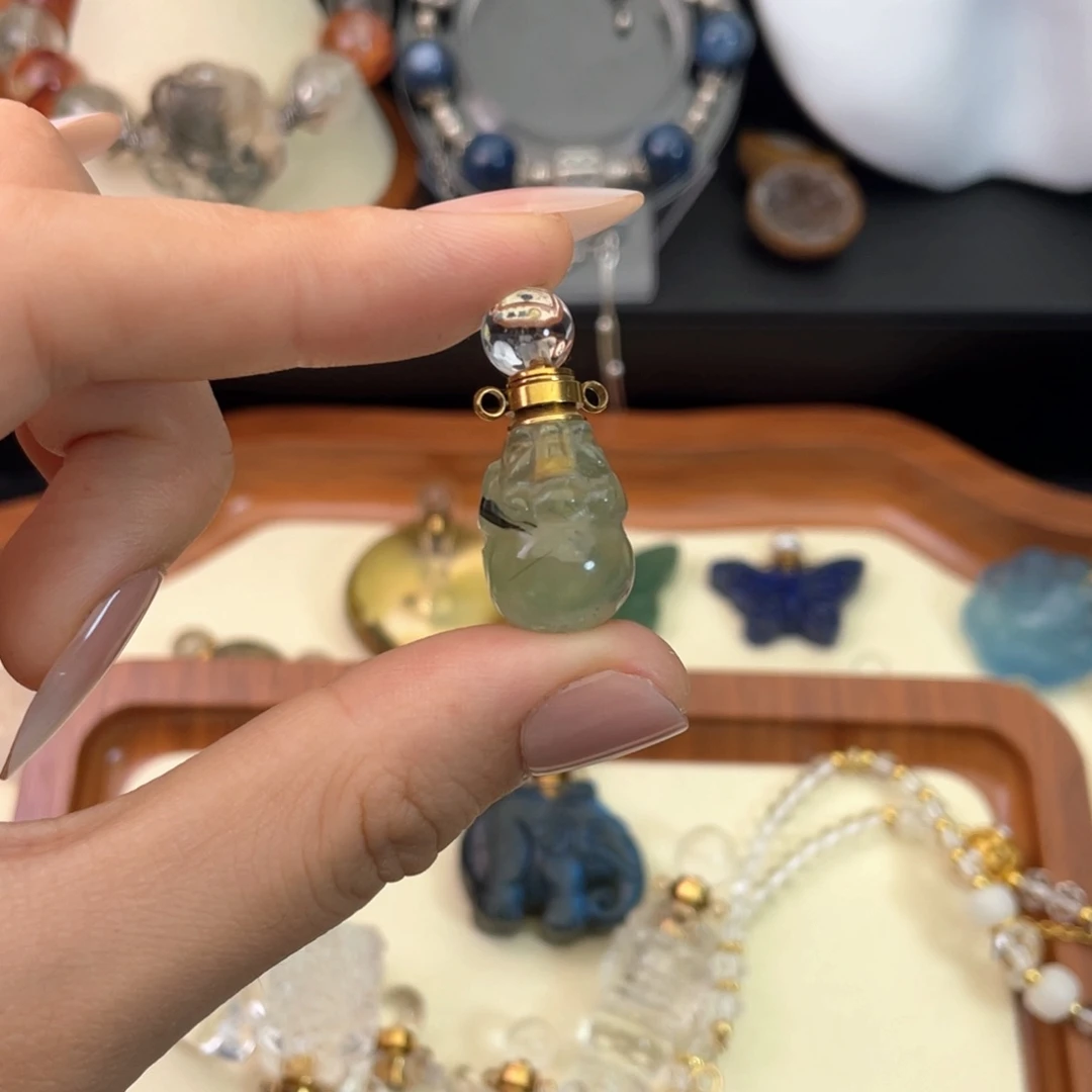 未镶嵌颈饰水晶y****8天然水晶吊坠019