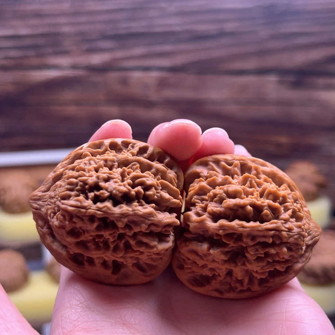 吊坠桃核满天星闪61