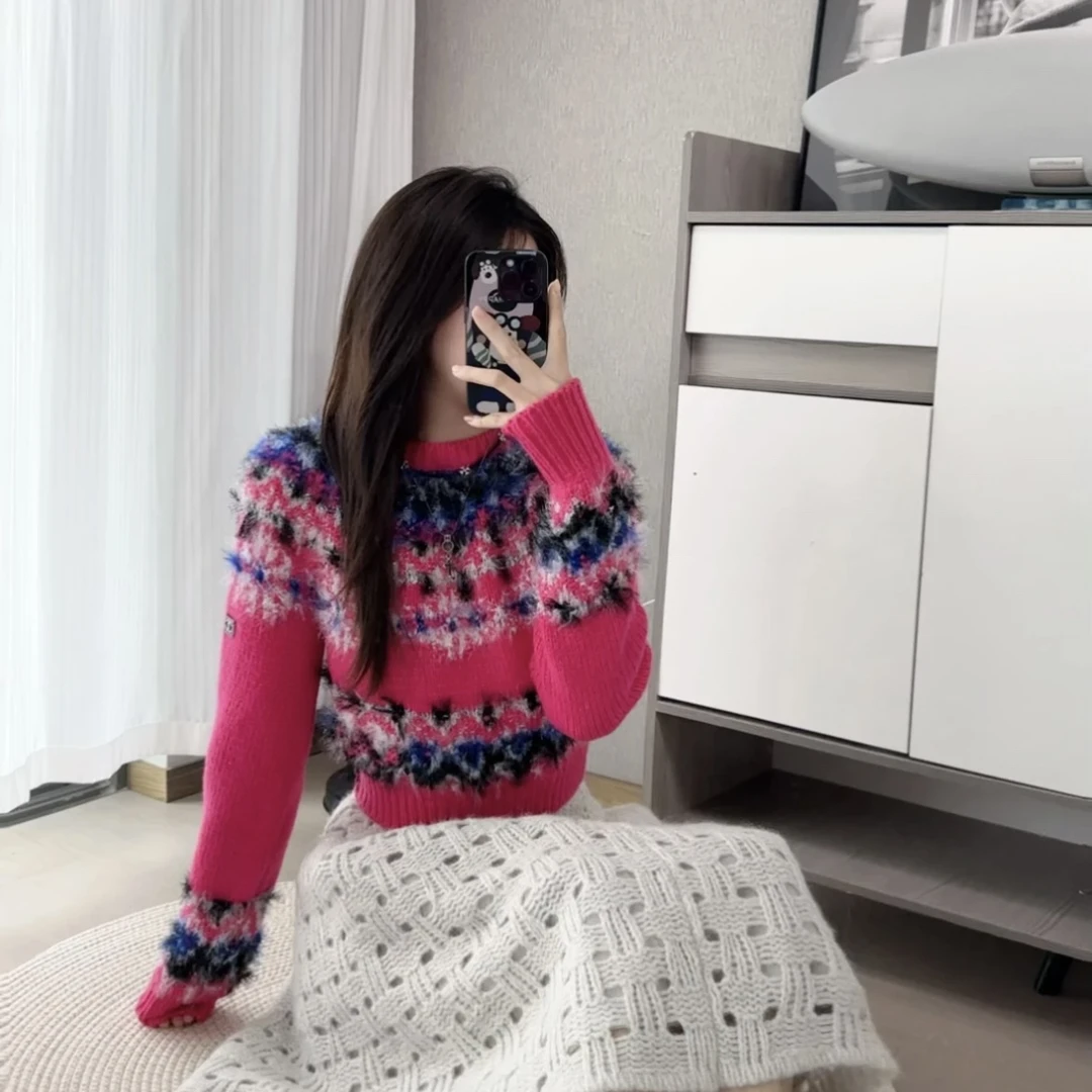 未使用 Chanel/香奈儿 7854/拼色logo贴饰圆领短款毛衣/38码