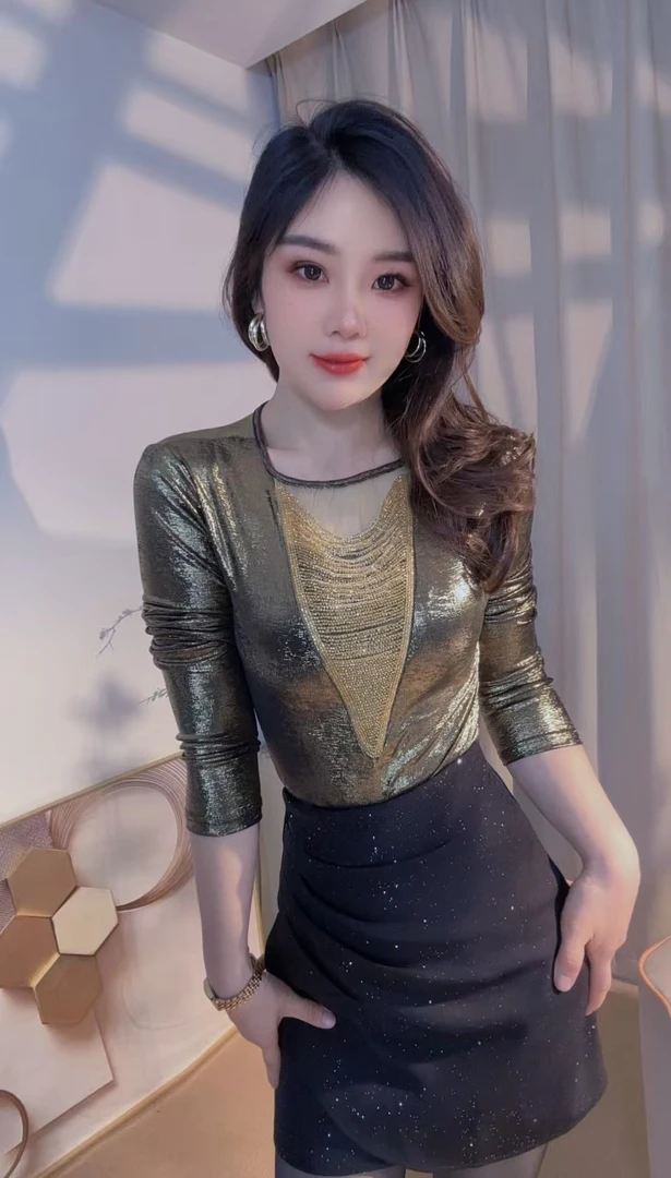 御姐范2025春新款时尚气质显瘦洋气高级感女人味打底衫百搭上衣潮