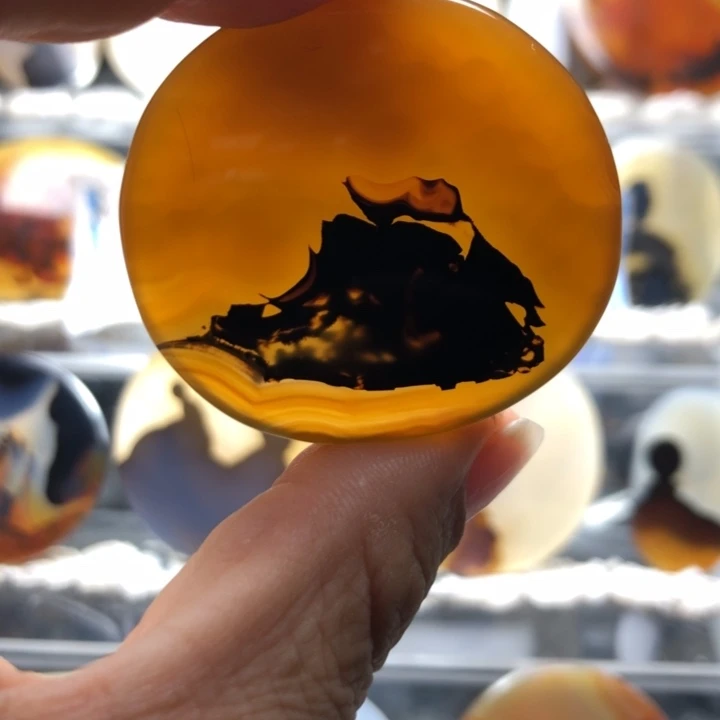 合金玛瑙/玉髓珠宝奇石130有瑕