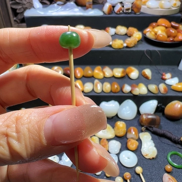 中***恺和田玉（子料）未镶嵌吊坠(不含链)