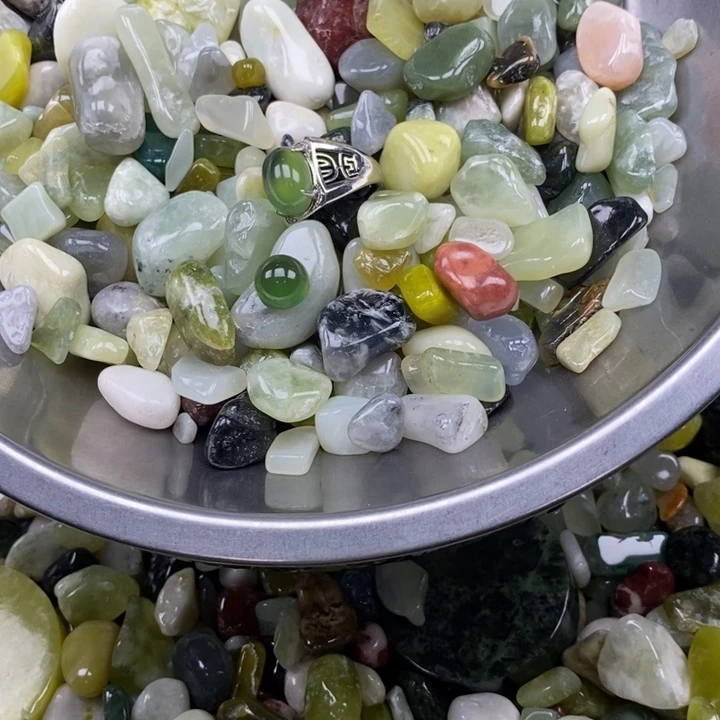 蛇纹石玉鱼缸石未镶嵌