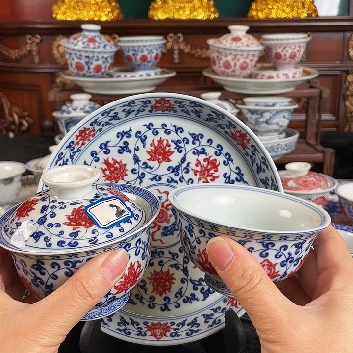 缠枝莲三件套青花釉里红七承堂