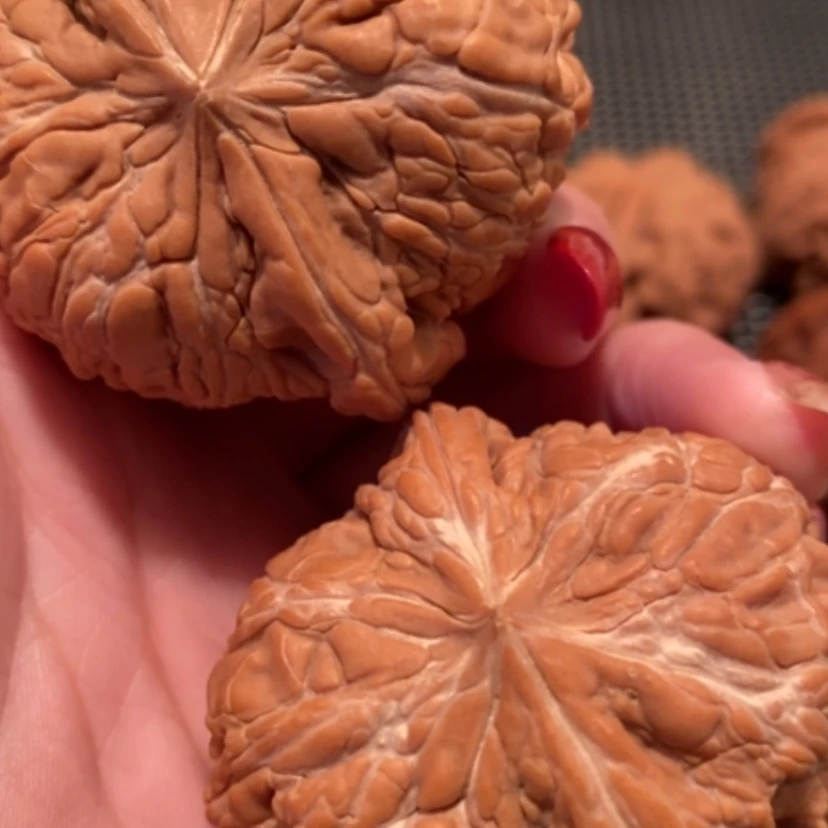 【闪购商品】吊坠文玩核桃L****号闷墩