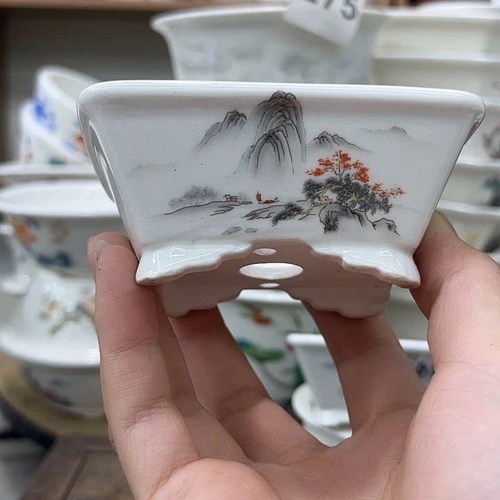 内直径8-6.5-3花盆一只