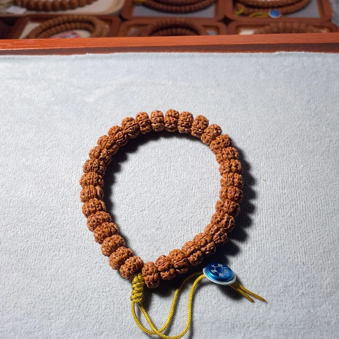 金刚菩提吊坠蜂窝深沟梅花12尺寸