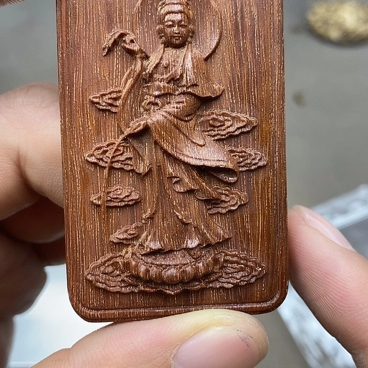 彭***动沉香沉香碎屑牌999