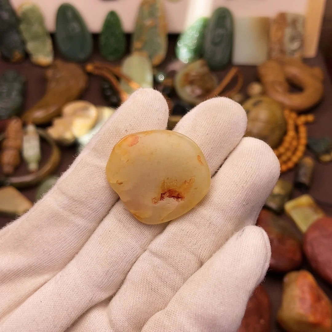 岫岩河磨玉（透闪石质玉）未镶嵌颈饰