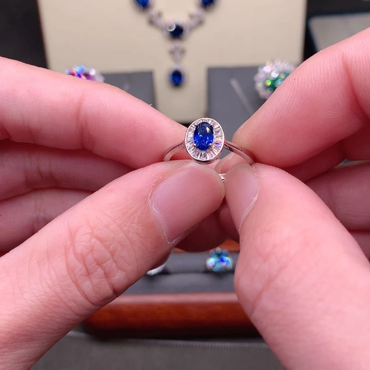 蓝宝石银S925镶嵌戒指