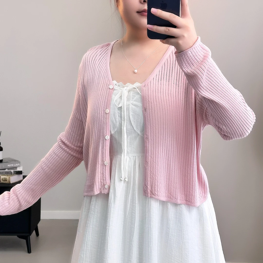 【岩心】大码女装210斤胖MM蚕丝羊毛韩系糖果色轻薄针织开衫132028