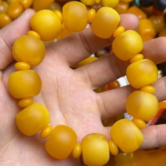 琥珀未镶嵌手链蜜蜡