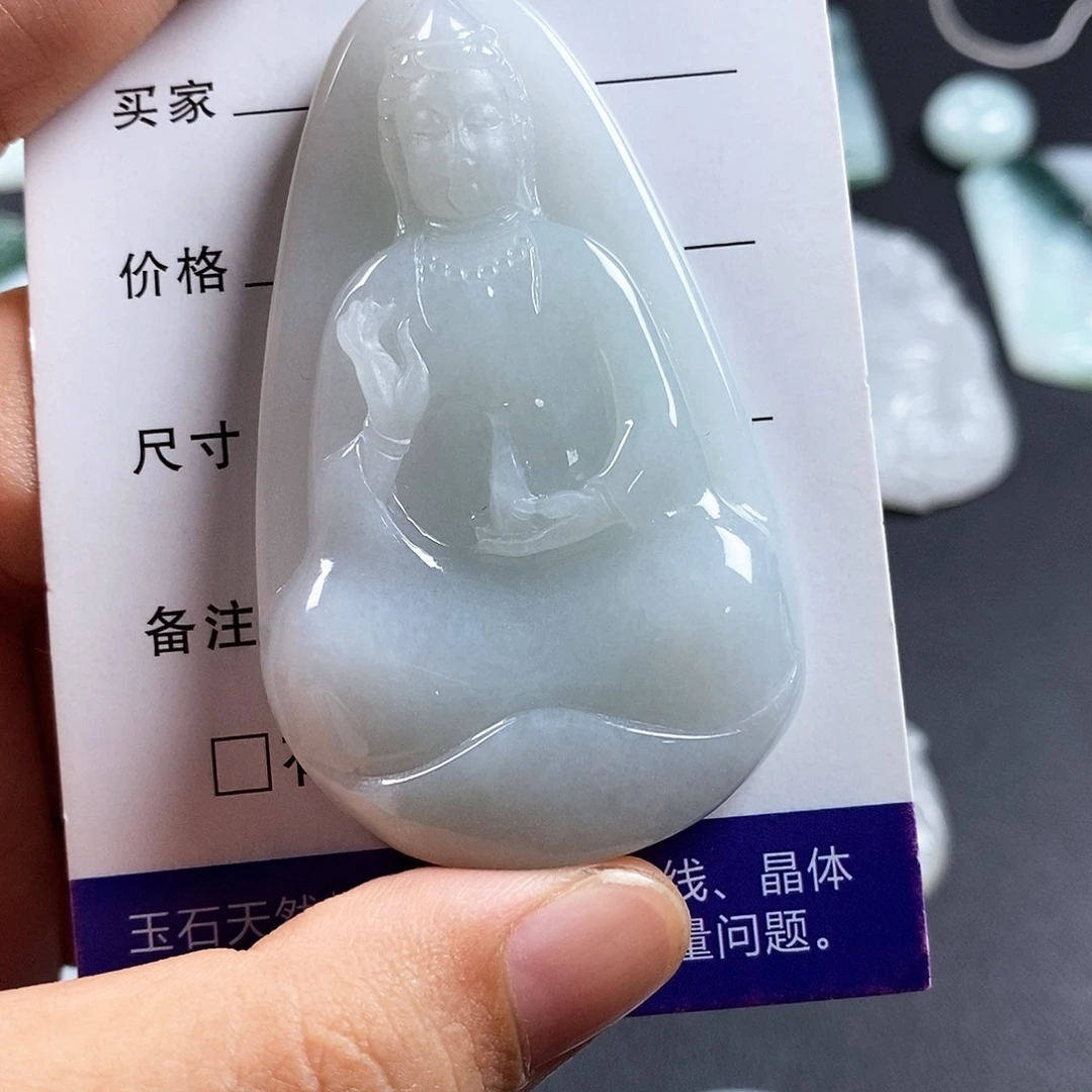 往***生翡翠未镶嵌颈饰翡翠