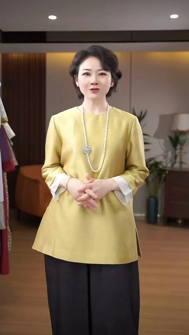 奢织桑蚕丝羊毛混纺 宽松圆领气质上衣 高端休闲衫
