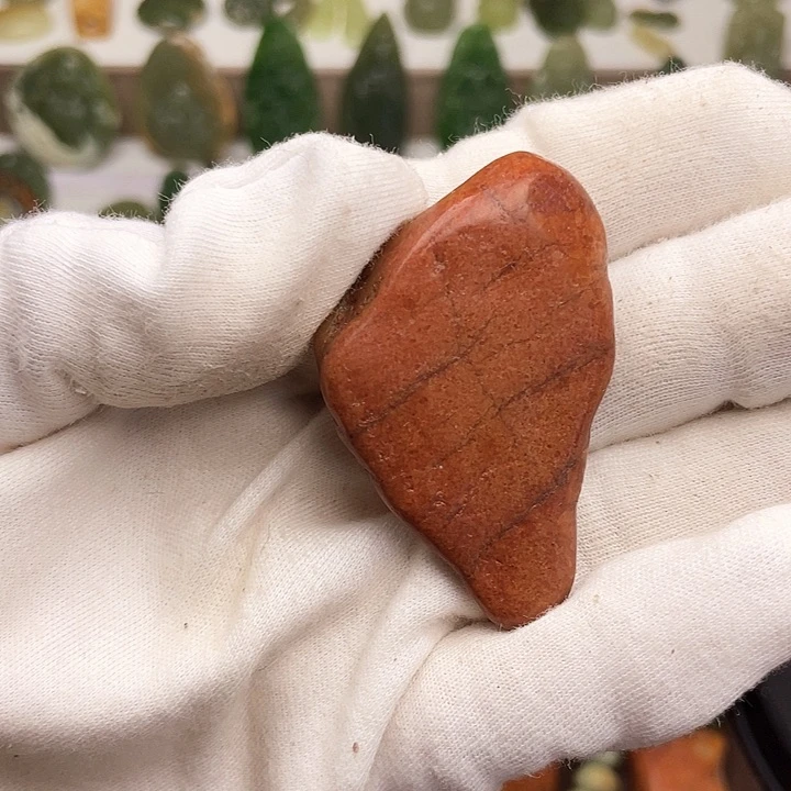 岫岩河磨玉（透闪石质玉）颈饰未镶嵌