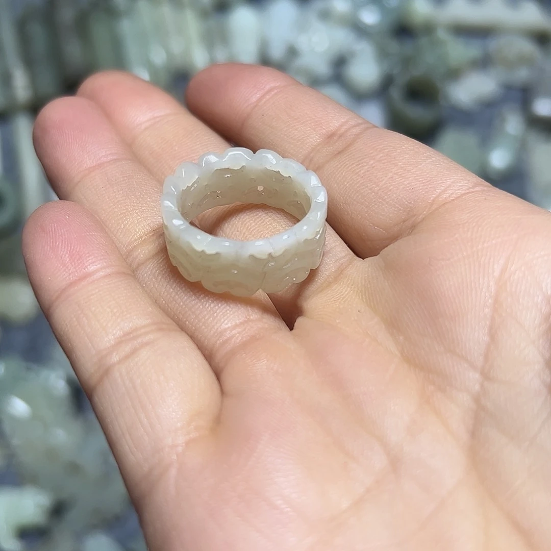 和田玉戒指未镶嵌