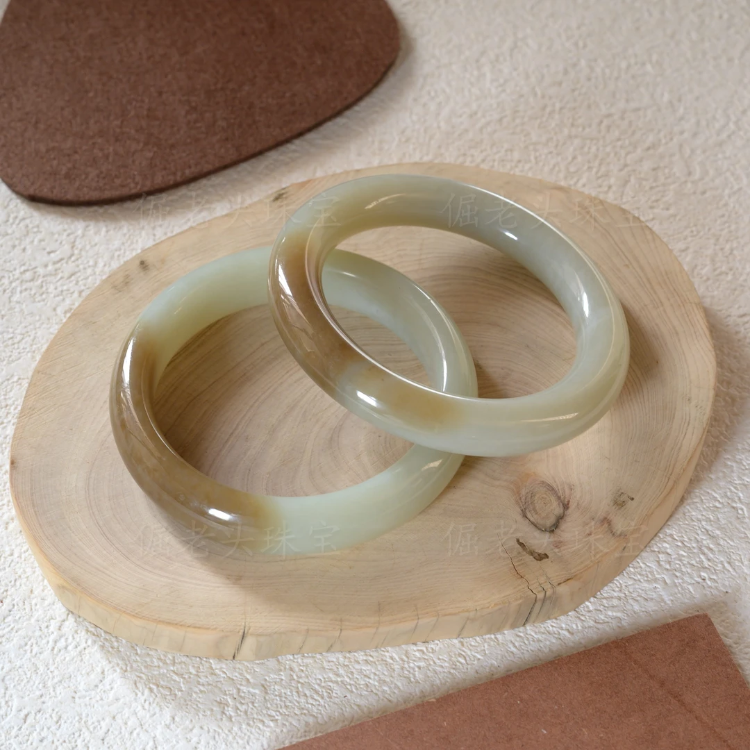 【倔老头工厂】和田玉且末糖一口糖手镯 时尚 百搭 多样性发一条