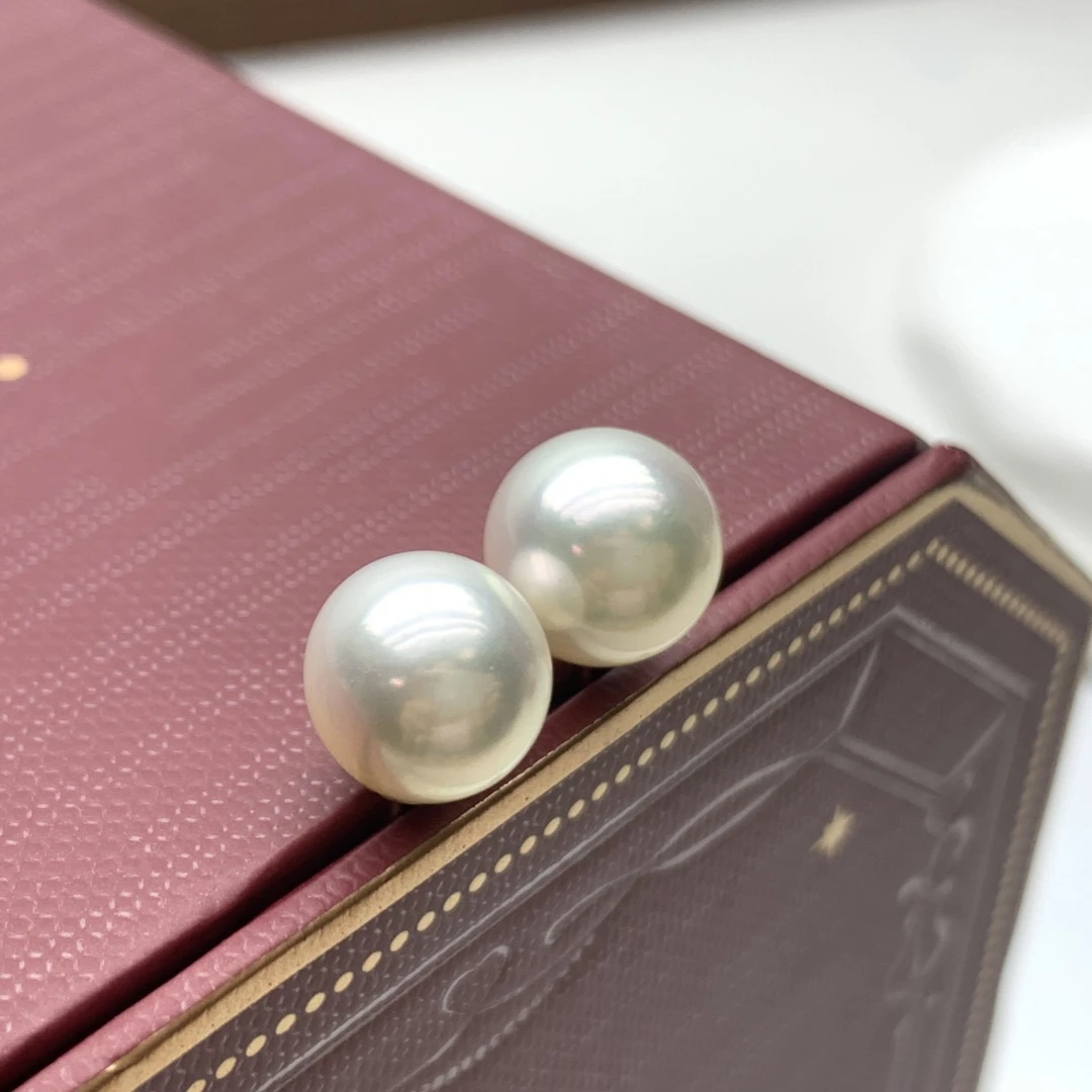 Akoya海水珍珠耳饰天女素钉耳钉9-9.5mm18K金正圆极强光奢华气质