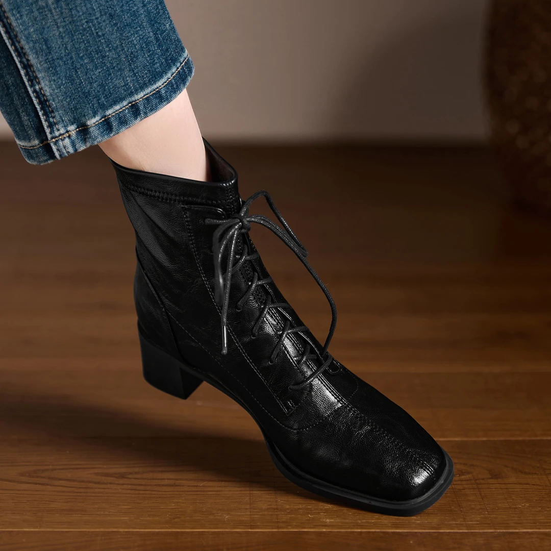 4.5cm中跟短靴女2025新款秋季黑色女鞋软皮靴子弹力瘦瘦靴马丁靴