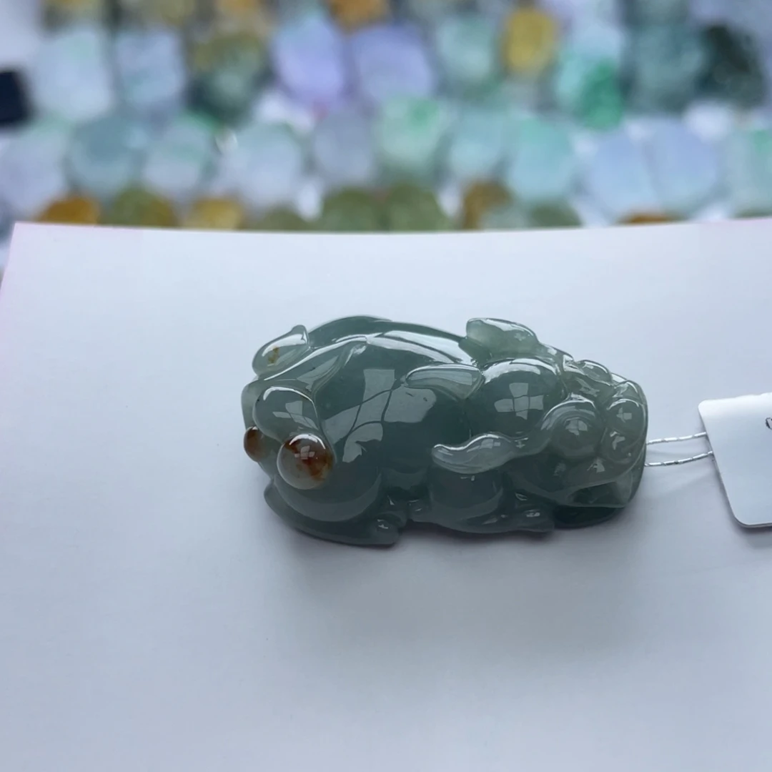 翡翠颈饰未镶嵌貔貅